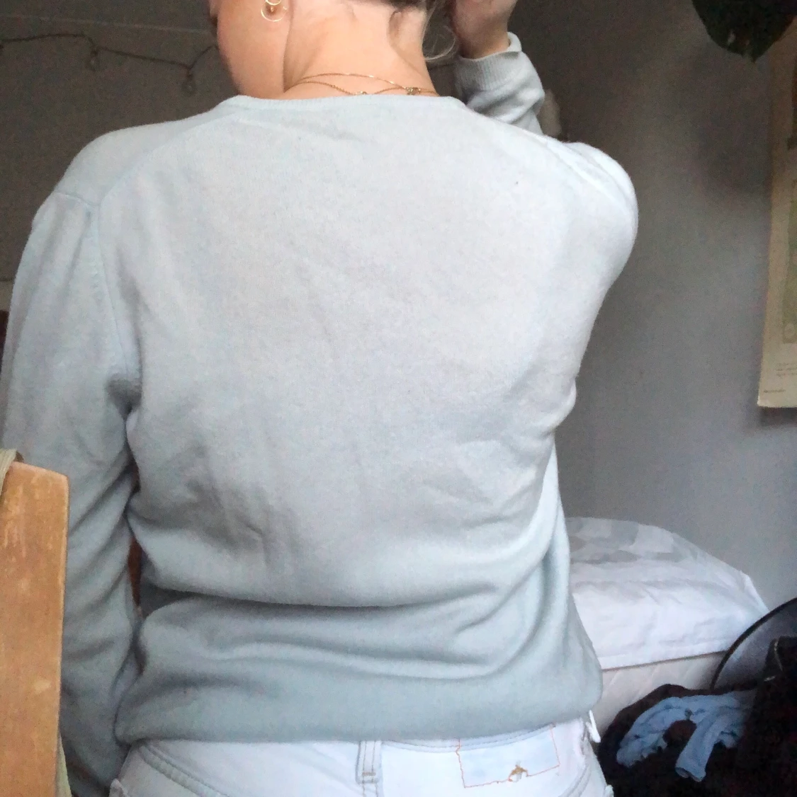 ljusblå ulltröja - 91