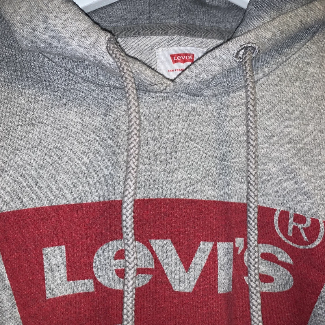Levi’s Hoodie - 90