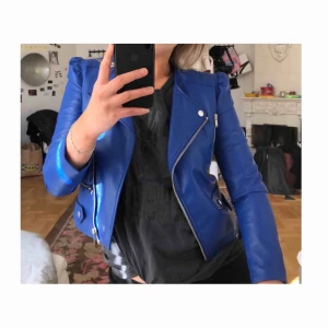  - Aldrig använd jacka ifrån Zara! 