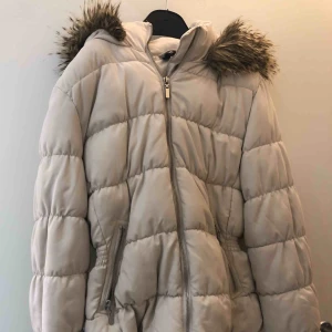  - Väldigt liten i storleken 