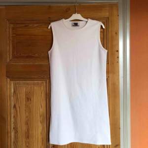 Tight and clean cut white sample dress from Acne Studios.  10/10 cond 