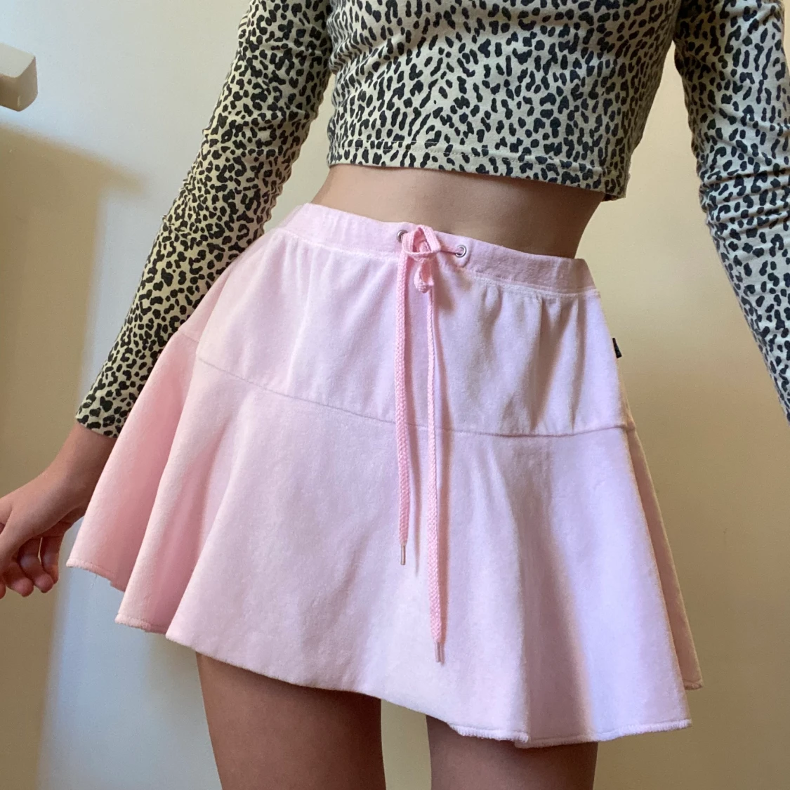 Jätte gullig rosa kjol! - 90