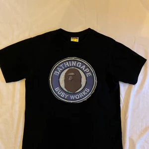 Bape T shirt - Snygg bape T shirt i Storlek L sitter som en M!