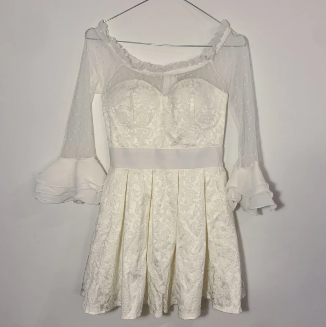 Vit studentklänning  - 90