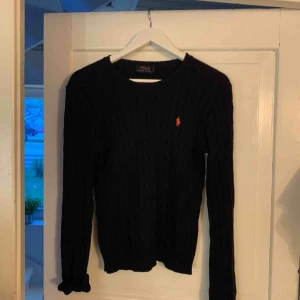  - Nypris 1200, säljer för 300kr. Pris kan sänkas vid skabb affär. Väldigt fint skick, som ny!