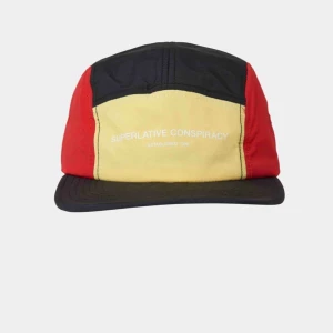  - 5 panels keps från WESC, helt i nyskick. Köpte den 320 på rea. Frakt ingår i priset :) 