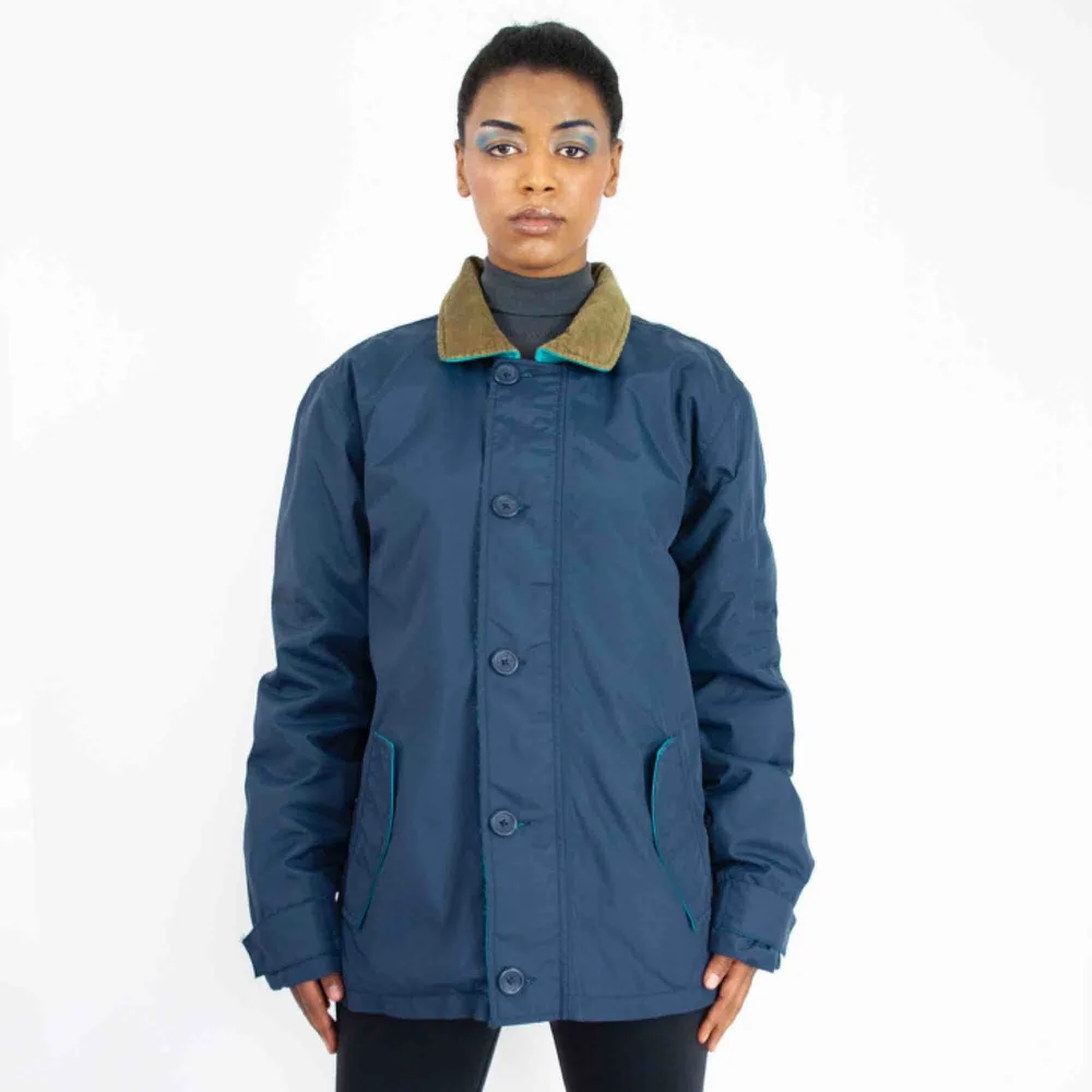 Vintage 90s unisex corduroy collar jacket in blue Label: L, fits best S-L Model: 169/S Measurements (flat): length: 72 cm Pit to pit: 57 cm Price is final. Free shipping! Ask for the full description! No returns!. Jackor.