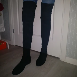  - Stövlar från Nelly, använda en gång ☺️ Du som köpare står för frakt :) 