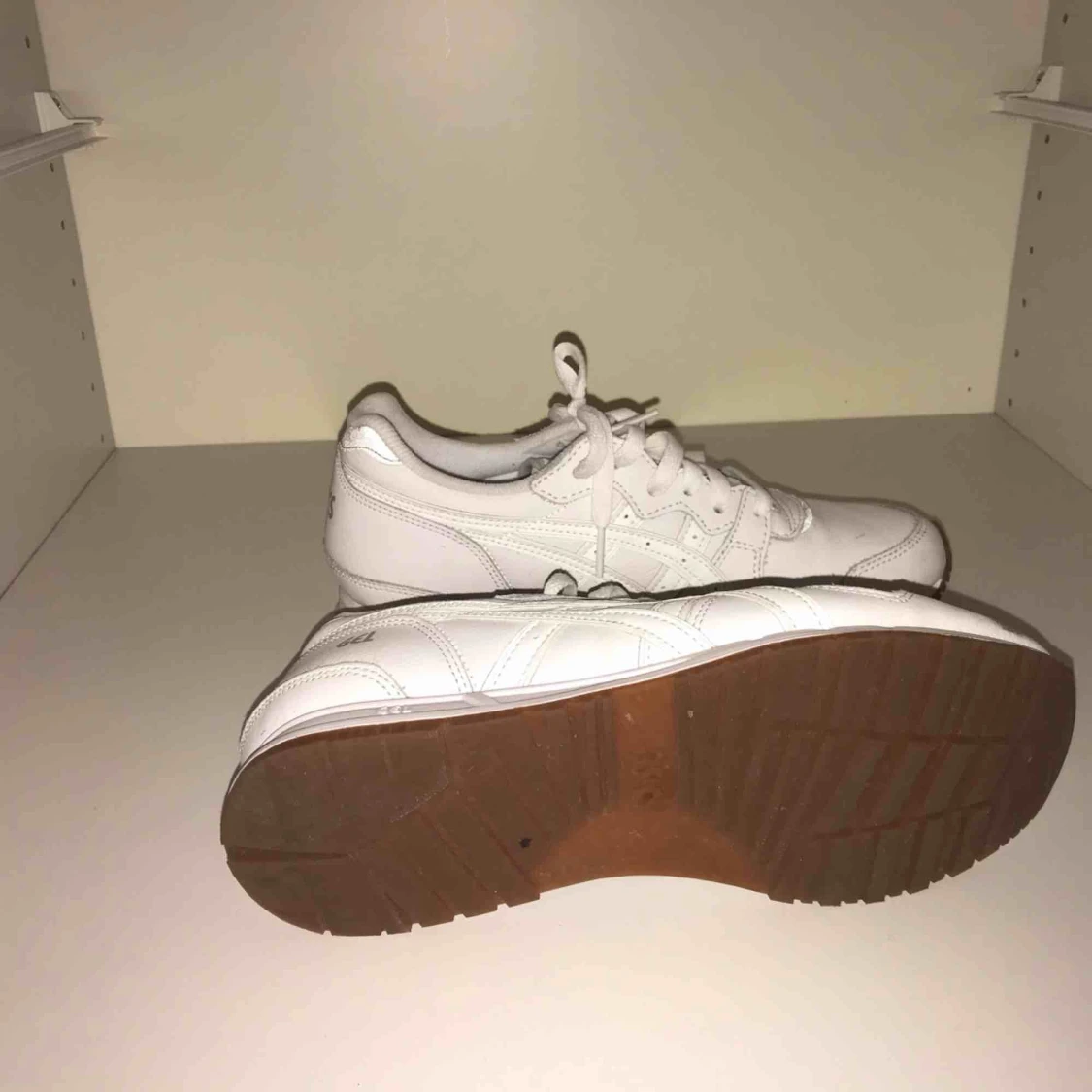 Smart casual white shoes  - 90