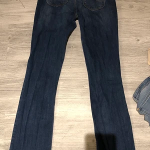 Lee  - Riktigt snygga jeans 