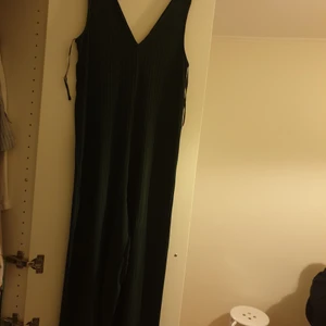 Byxdress - Mörkgrön byxdress