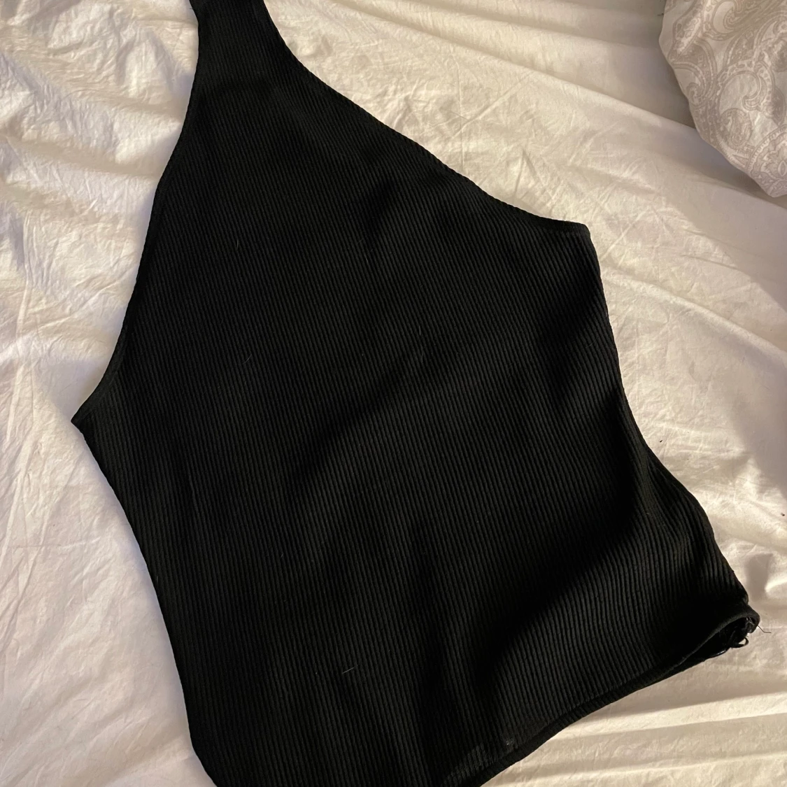 ONE SHOULDER TOP - 90