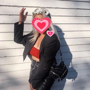 Skinnkjol  - As ball skinnkjol ifrån bershka, köpt i polen. Använd ett fåtal gånger då detta inte riktigt är min stil. Storlek M💕💕