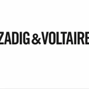 PRESENTKORT FRÅN ZADIG - Jag köpte en tröja från Zadig som jag lämnade tillbaka. Dumt nog var tröjan på rea och jag fick store credit tillbaks… Jag fick ett tillgodo kvitto som kan användas som riktiga pengar. Värdet ligger på 2450 kr! Köp nått till dig själv eller ge bort som present🙌 