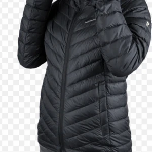 Peak performance ny - Säljer min peak pga har en likadan, är i ny skick vid fler bilder skriv