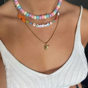 Pärlhalsband - Fint pärlhalsband!