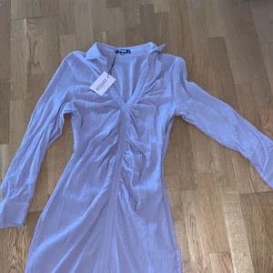 Klänning från Missguided  - Klänning från missguided, aldrig använd och prislappen finns kvar