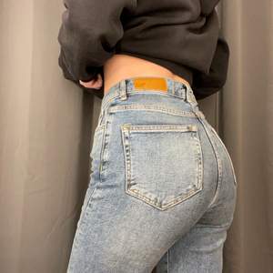 As snygga jeans från BikBok storlek 27. Toppen skick. 150kr