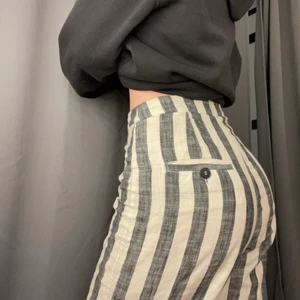 Linne byxor - Linne byxor från Bershka storlek 36. Nyskick. 150kr + frakt 🤍