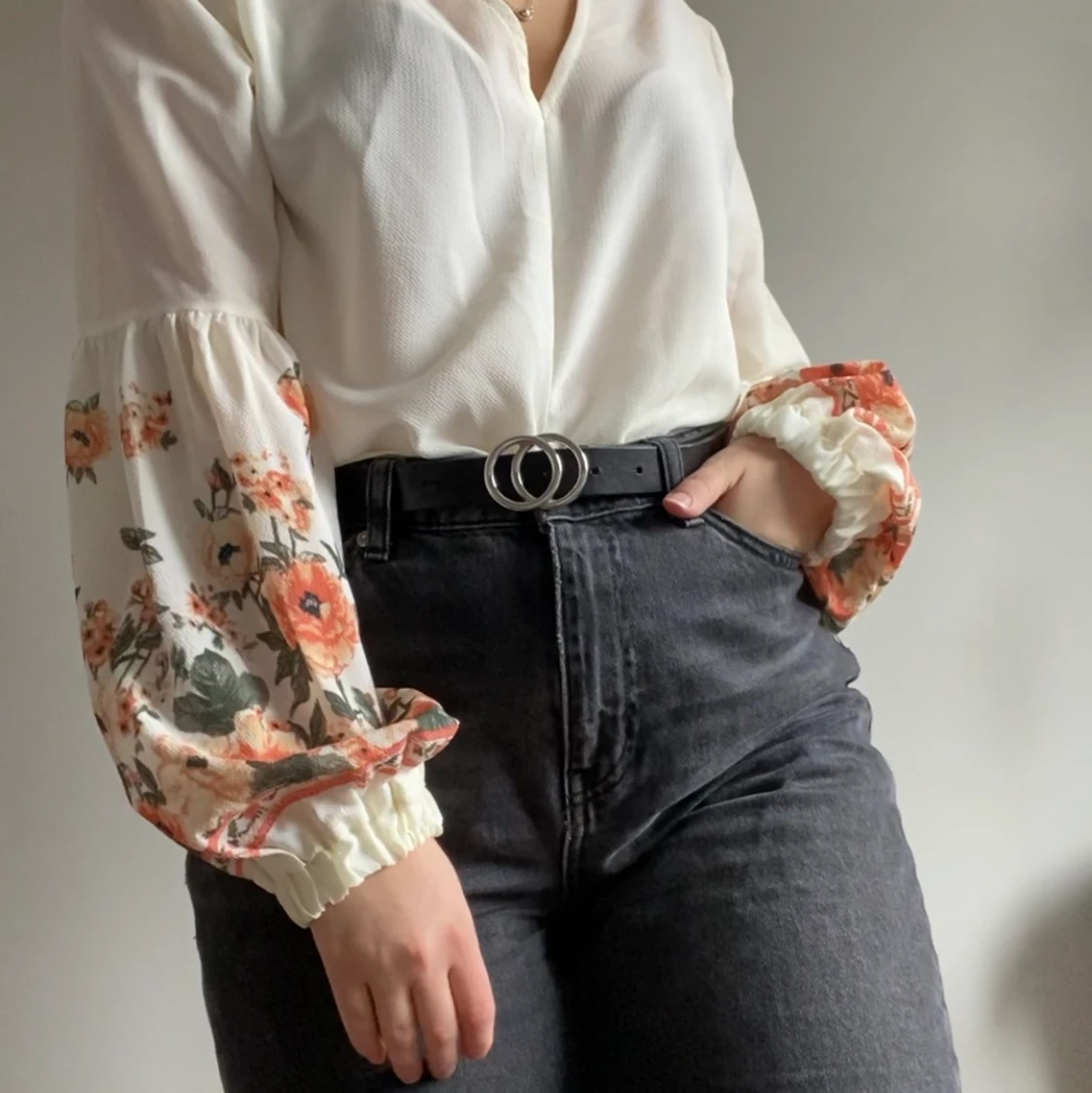 Blus med blommor - 90