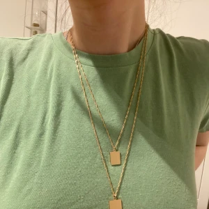 halsband  - ett halsband i fint skick , som aldrig kommer till användning. frakt 30kr💕