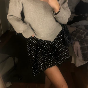 Prickig kjol 😋 - Supergullig prickig kjol 😙💕 perfekt nu mot varmare tideeer