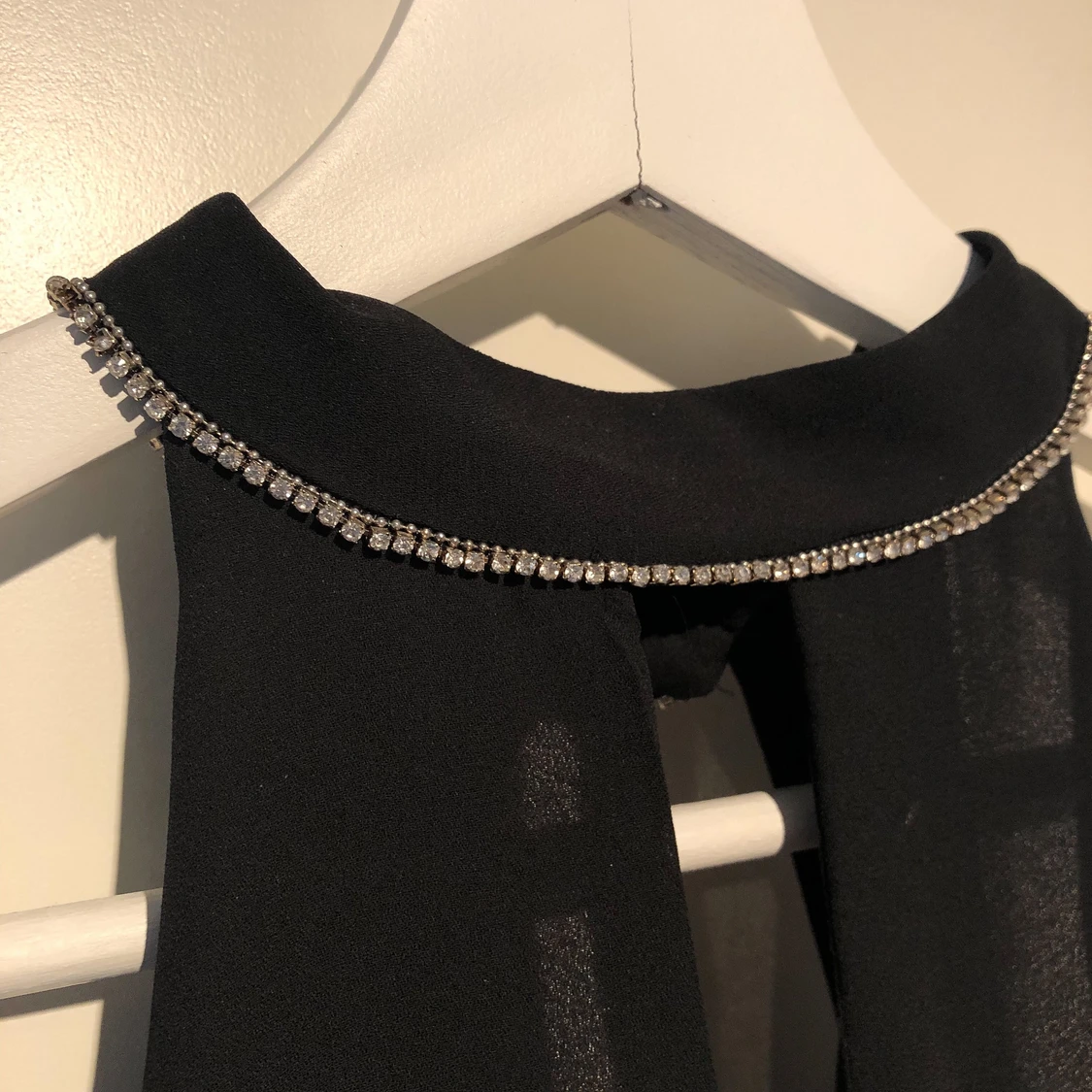 Oanvänt linne, öppen rygg - 90