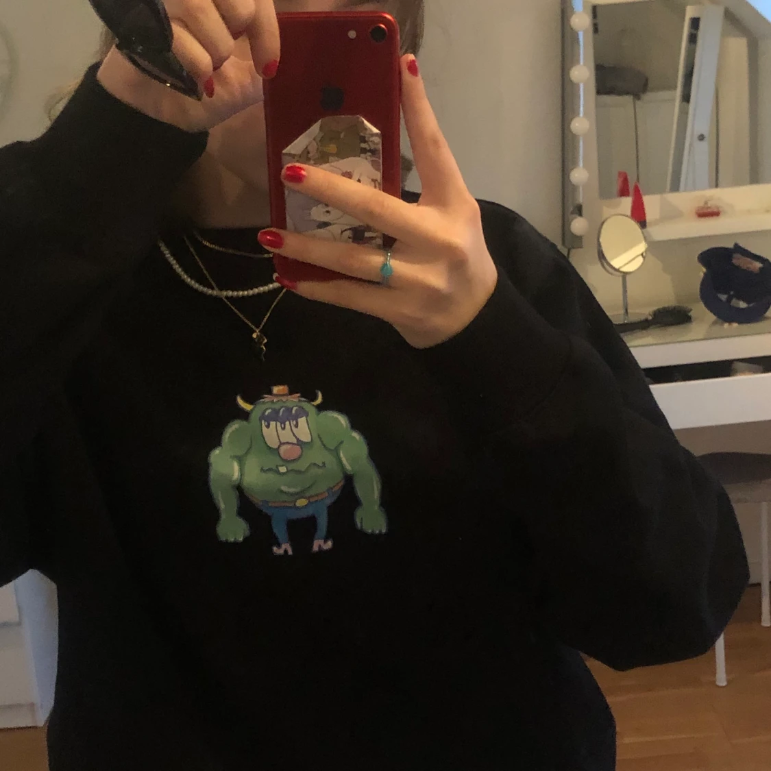 Fin sweatshirt ifrån weekday - 90