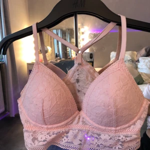 Bh 70A/70B - Rosa spets bh från Victoria secret, bra skick, skön