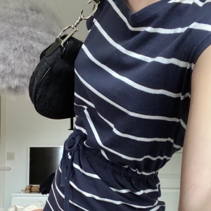 Klänning - Mjukisklänning i storlek xs, väldigt skön❤️säljer för 70 kr ❤️