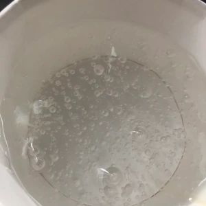 Läppglans bas 150g från TKB - Genomskinlig bas från tkb 150g man kan göra många läppglans ❤️ säljer för 80kr +frakt❤️❤️ skriv bara om ni kan köpa och swisha och är helt säkra 