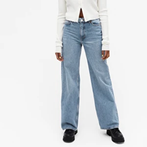 Monki jeans - Monki yoko mid jeans, knappt använda, storlek 28