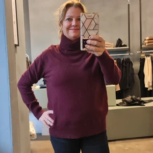 Kaschmere tröja - Oanvänd kaschmere jumper från Rosemunde. Så mjuk och fin. 