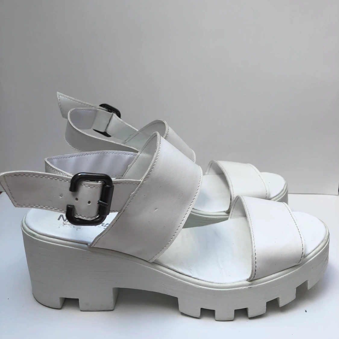 Vita sandaler - 91