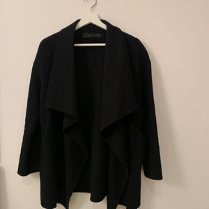 Kortare kappa🥰 - Jättefin kortare kappa från Zara som är fin till hösten🌺❣️