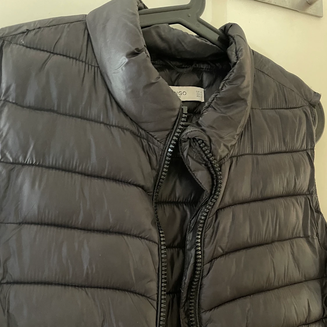 Väst från Mango  - 91