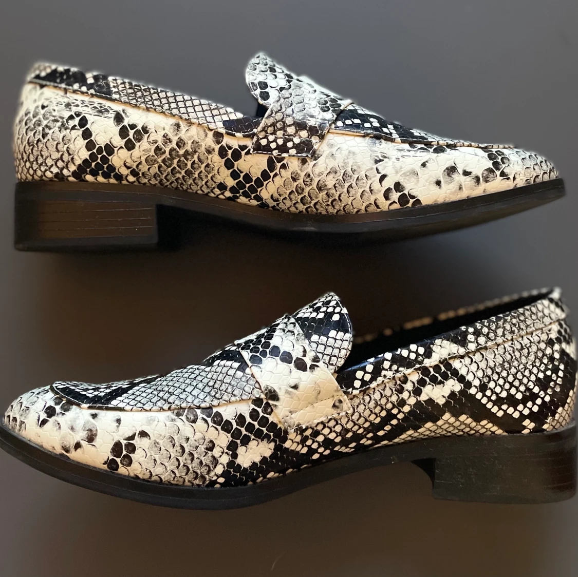 Aldo snakeskin loafers