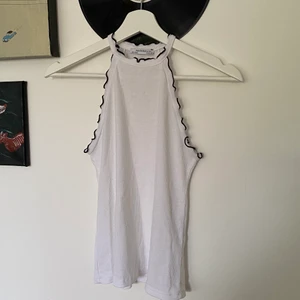 Linne  - Superfint🤍 hör av dig vid frågor!