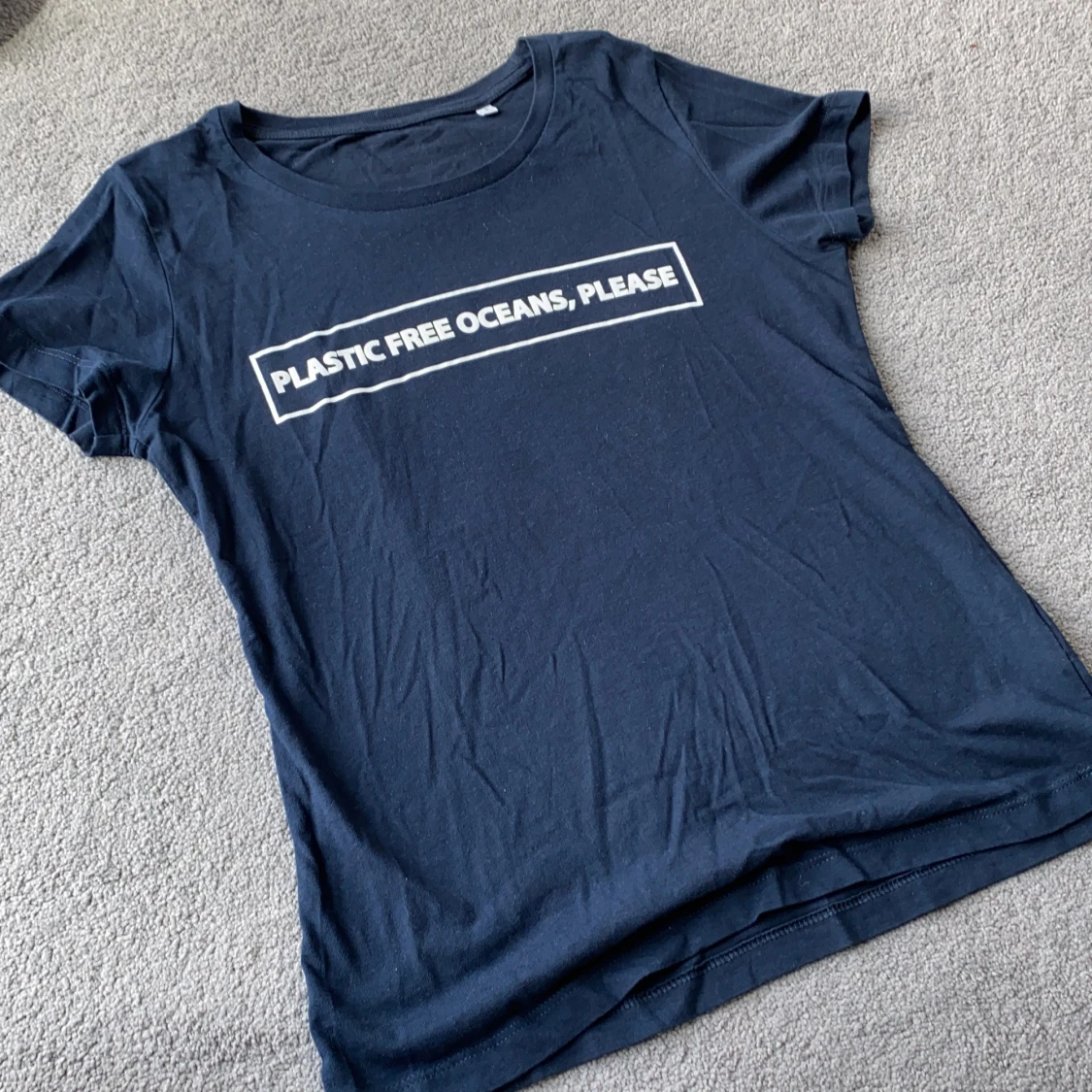 Topp med tryck stl S - nyskick 