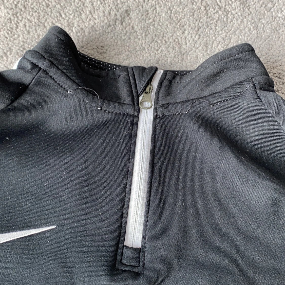 Nike överdragströja stl 147-158 cm - 91