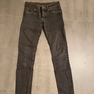 Cheap monday lågmidjade jeans w26 l32