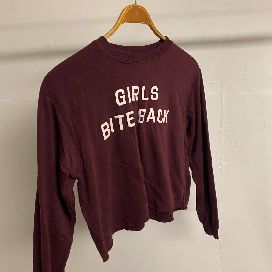 LÅNGÄRMAD TRÖJA FRÅN PULL&BEAR