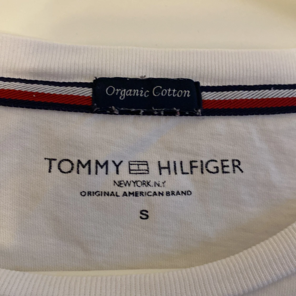 Vit Hilfiger T-shitt - 91