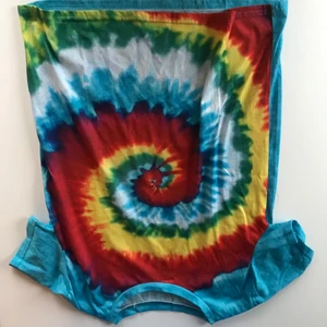 Tie dye shirt  - 6 plagg för 100kr