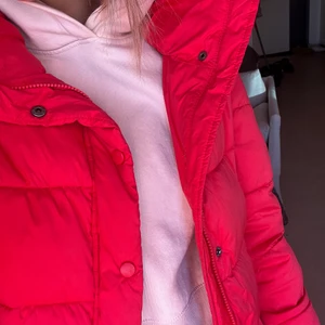 Red puffer jacket  - Got this in plick like one year ago and it has been used by me only max 5 times so it’s in great condition! We can meet in västerås or I can ship! 