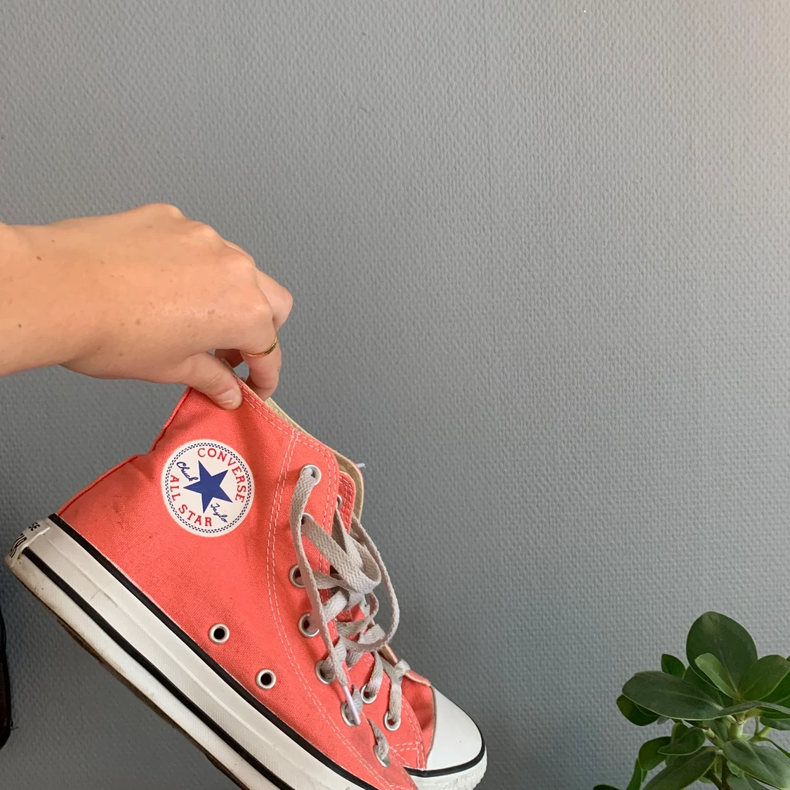 Rosa Converse storlek 38