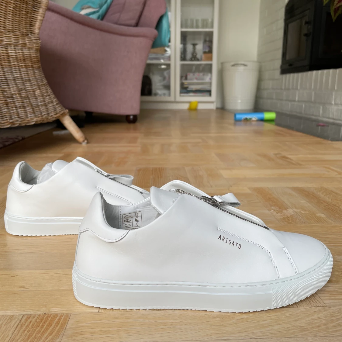 Axel Arigato skor