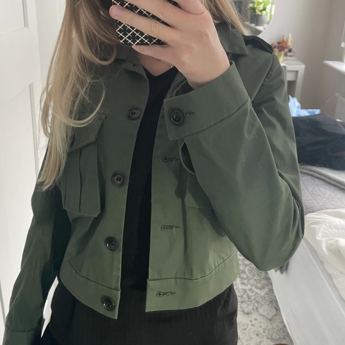 Militärgrön jacka  - 90