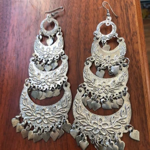 Örhänge  - Stora nykelfria örhängen 