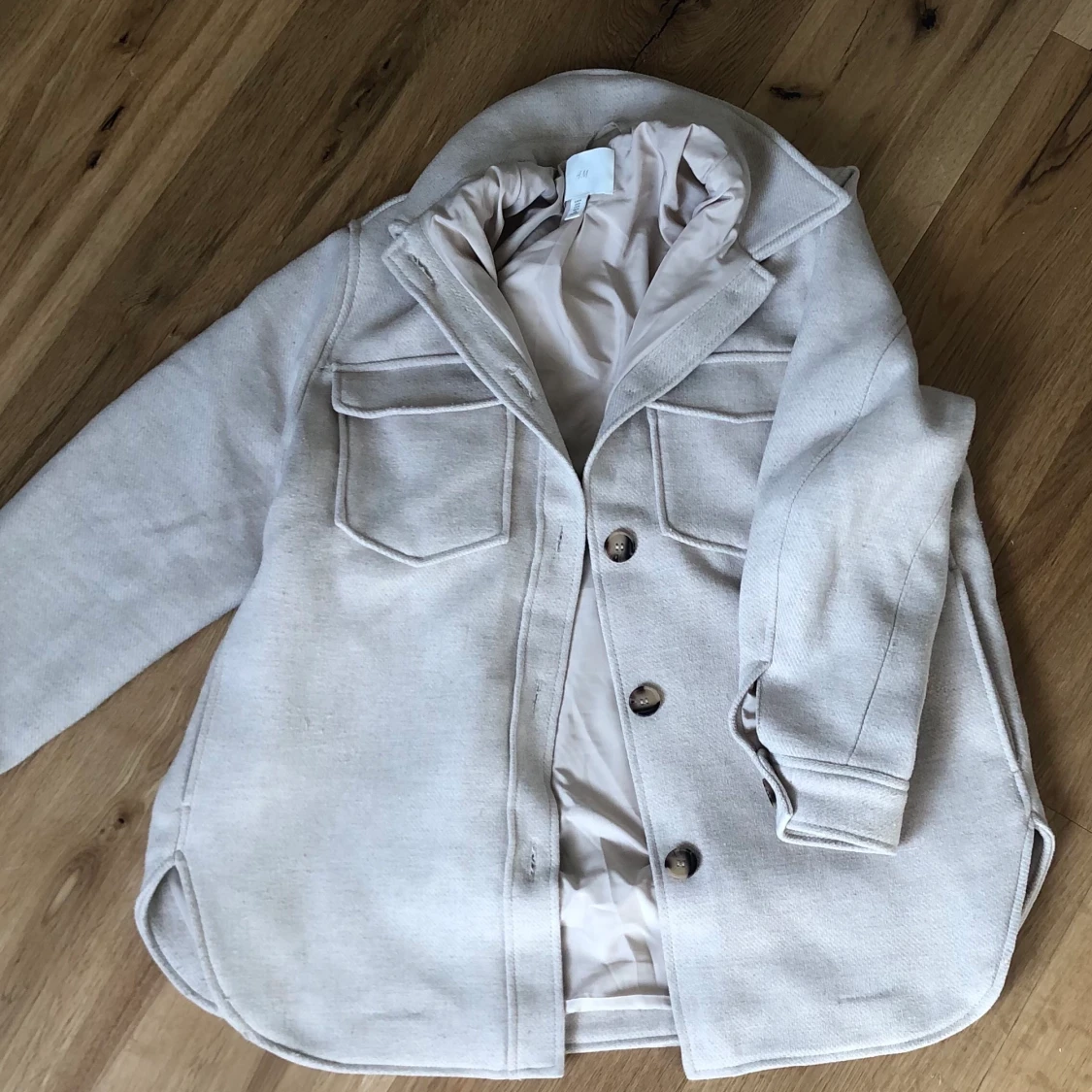 Ljusbeige jacka - 90